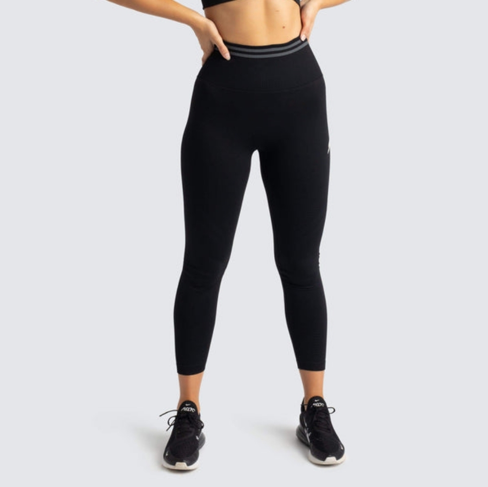 DYE Scrunch Seamless Leggings - Jet Black